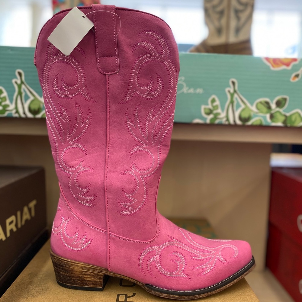 Pink Roper Boots!